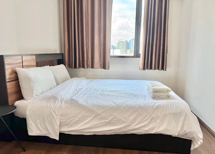 公寓 Luxury Pool Ratchada 曼谷